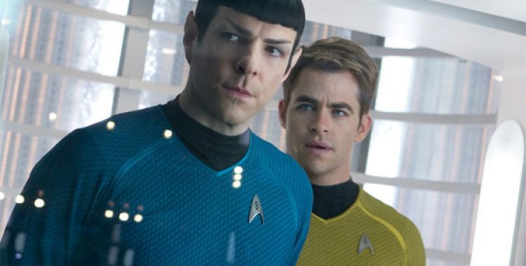 Parte do elenco principal de ‘Star Trek Beyond’ chega para filmagens em Dubai