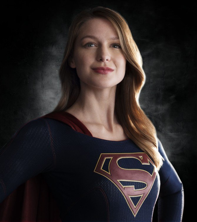 supergirl-uniforme1