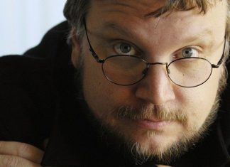 Guillermo del Toro desenvolve mistura de ‘Wall-E’ e ‘Splash – Uma Sereia em Minha Vida’