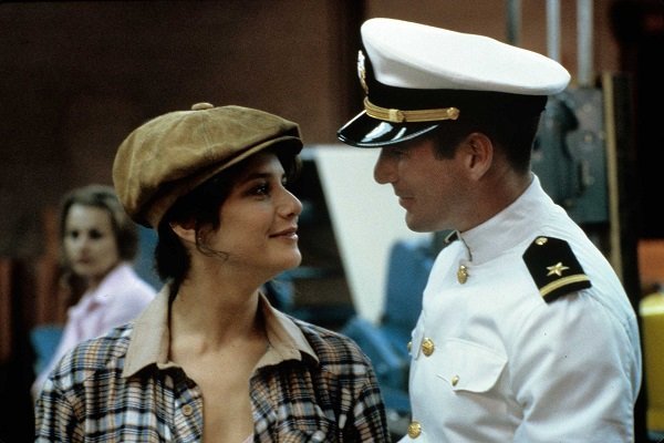 main-poster_-debra-winger_and_richard-gere_in_an-officer-and-a-gentleman_1982