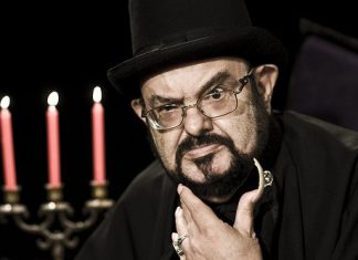 José Mojica Marins, o Zé do Caixão, morre aos 83 anos
