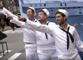 ‘O Rei do Show’: Elenco recria canções de musicais nas ruas de Nova York; Assista!
