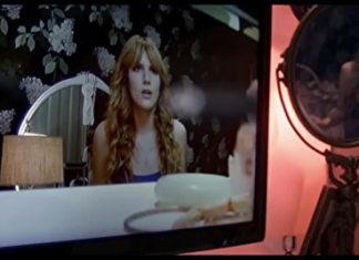 Em Home Vídeo | Continue Assistindo – Outro terror ‘fedorento’ com Bella Thorne