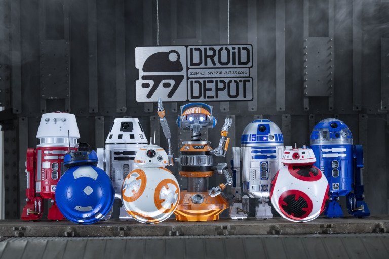 Star Wars: Galaxy’s Edge Merchandise – Custom Droids