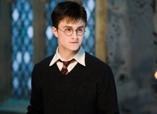 Fãs celebram aniversário de 30 anos de Daniel Radcliffe