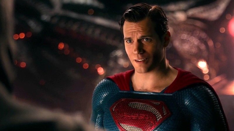 Henry Cavill oficializa retorno de Superman