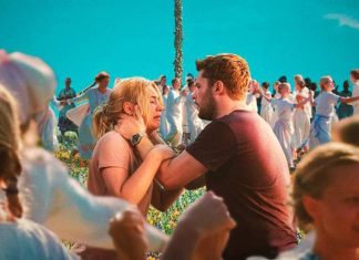 ‘Midsommar’: Florence Pugh compartilha inusitada imagem dos bastidores; Confira!