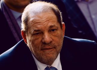 Justiça de Los Angeles mantém CONDENAÇÃO de Harvey Weinstein, mas determina redução de pena