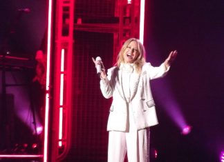Kylie Minogue incendeia os palcos do Festival GRLS! e prova que é a rainha do dance
