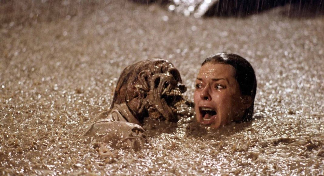 Poltergeist_Skeletons_2_8_15_12