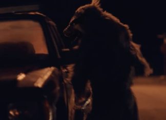 Lobisomem ataca no novo clipe do terror ‘The Wolf of Snow Hollow’; Assista!