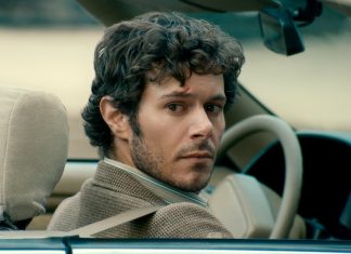 Crítica | Um Caso de Detetive – Adam Brody estrela dramédia com plot twist CHOCANTE