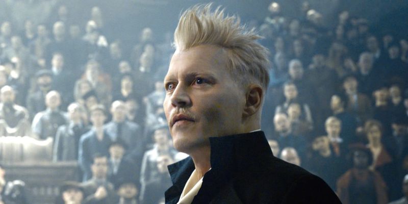 Mesmo demitido, Johnny Depp ganhou fortuna em Animais Fantásticos 3