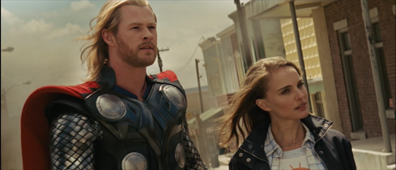 Chris Hemsworth explica como roubou o papel de Thor de seu irmão