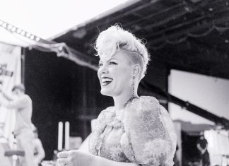 Pink faz PODEROSA performance no Billboard Music Awards 2021; Assista!