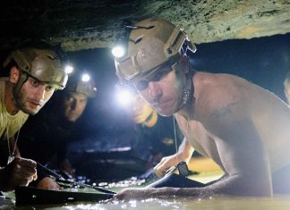 Missão de resgate no trailer LEGENDADO de ‘Milagre na Caverna’; Assista!