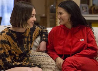 ‘Atypical’: Vídeo compila os momentos mais fofos de Casey e Izzie na série; Confira!