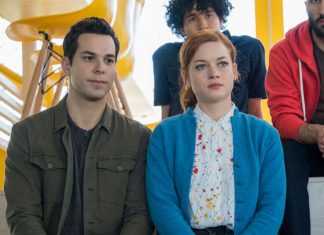 ‘Zoey e a sua Fantástica Playlist’: Filme se passará no Natal e ganha primeiras fotos; Confira!