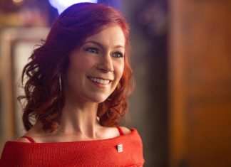 ‘Whistler Camp’: Atriz de ‘True Blood’ entra para o elenco do novo terror LGBTQ+ da Blumhouse