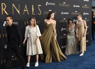 Angelina Jolie leva 5 filhos na première de ‘Eternos’ e Zahara vai com vestido usado pela mãe no Oscar; Veja fotos!