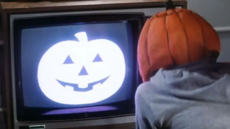 Halloween  Entenda a COMPLICADA cronologia da famosa franquia de