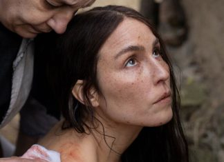 ‘You Won’t Be Alone’: Terror com Noomi Rapace no estilo ‘A Bruxa’ ganha trailer; Assista!