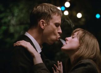 Jovem passa por crise romântica no trailer oficial de ‘The Worst Person in the World’; Confira!