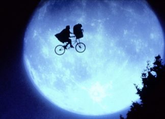 ‘E.T. – O Extraterrestre’ Completa 40 Anos – Saiba como Seria a Continuação ASSUSTADORA do Filme