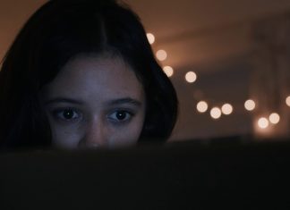 ‘A Vida Depois’: Elogiado drama estrelado por Jenna Ortega ganha novo teaser oficial; Confira!