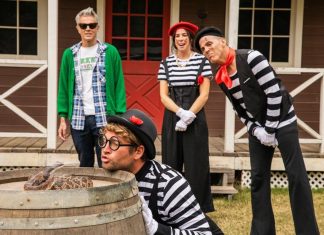 ‘Jackass Forever’ surpreende nas bilheterias com estreia MAIOR que o longa original