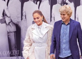Crítica | Case Comigo – Jennifer Lopez retorna DESLUMBRANTE em conto de fadas atraente que estreou na Netflix