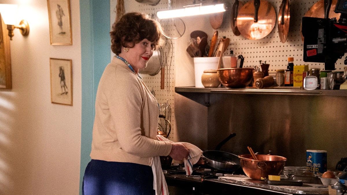 HBO Max renova série sobre Julia Child para segunda temporada