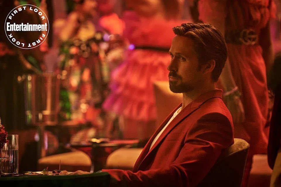 Agente Oculto': Suspense com Ryan Gosling e Chris Evans estreia na Netflix!  - CinePOP