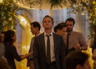‘Uncoupled’: Neil Patrick Harris desvenda pés na bunda dos brasileiros em novo vídeo HILÁRIO; Confira!