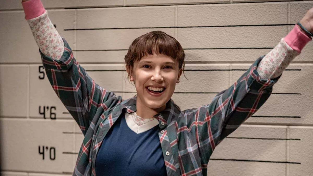 Stranger Things: Netflix revela cenas inéditas da parte 2 da 4ª