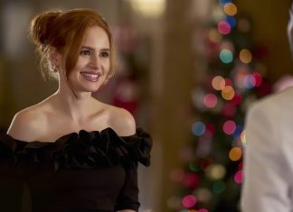 Madelaine Petsch se envolve em um triângulo amoroso no trailer da rom-com ‘Hotel for the Holidays’