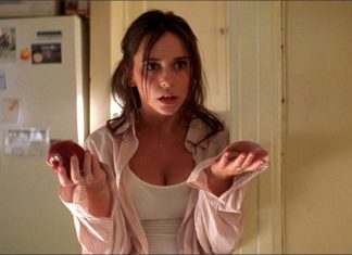 Jennifer Love Hewitt revela que documentário de Britney Spears a fez refletir sobre a misoginia sofrida nos anos 90