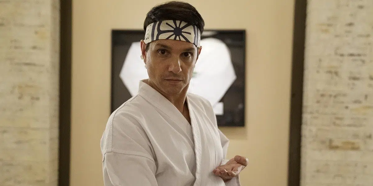 O filme Karate Kid de Ralph Macchio e Jackie Chan significa que o