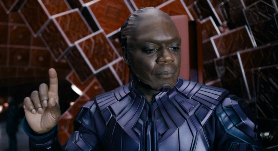 Chukwudi Iwuji guardioes da galaxia 3