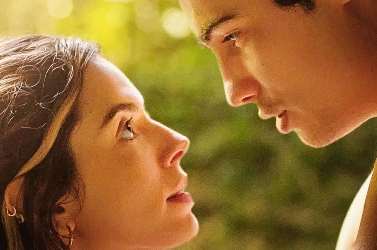 O popular filme Ricos de Amor está de regresso para uma sequela que já  tem trailer oficial e estreia agendada para 2 de junho na Netflix - About  Netflix