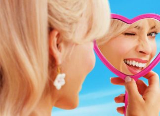 ‘Barbie’ RETORNARÁ às telonas, mas não será em sequência do live-action…