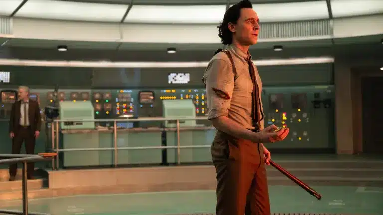 Fãs de Loki estão preocupados com o final da segunda temporada após notarem  uma mensagem preocupante no penúltimo episódio