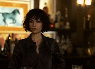 ‘A Queda da Casa de Usher’: Verna recita ICÔNICO poema de Edgar Allan Poe em novo clipe promocional; Confira!