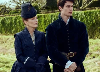 ‘Mary & George’: Vídeo mostra cenas dos próximos episódios da série com Julianne Moore e Nicholas Galitzine; Confira!
