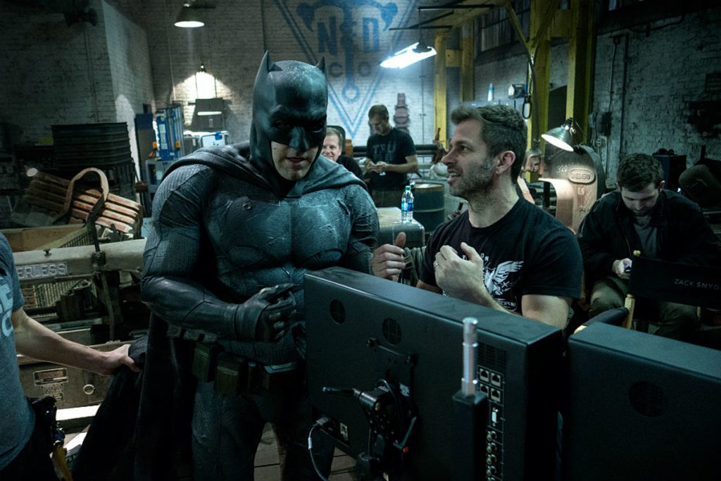 Zack Snyder reforça desejo de adaptar ‘Batman: O Cavaleiro das Trevas’