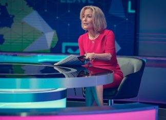 POLÊMICO filme estrelado por Gillian Anderson já está disponível na Netflix!