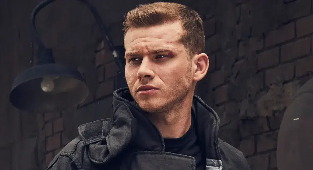 9-1-1-Buck-Oliver-Stark-4