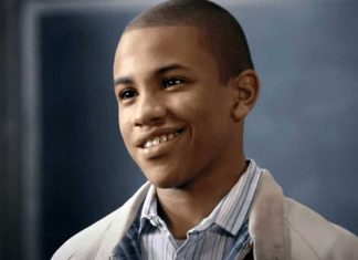 Tequan Richmond, o Drew de ‘Todo Mundo Odeia o Chris’, surge usando camiseta do Brasil