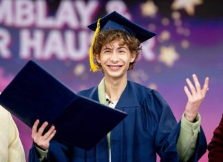 Jacob Tremblay, de ‘O Quarto de Jack’, se forma no Ensino Médio e CHOCA os internautas imagem 2024 06 20 074045610