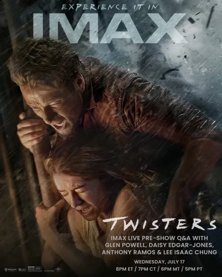Cartaz do filme "Twisters" no cinema IMAX.
